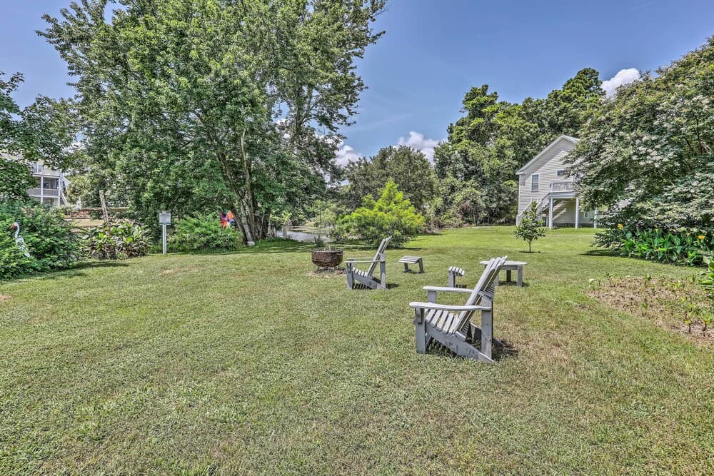 Family Beach Home; Walk to N Litchfield Beach