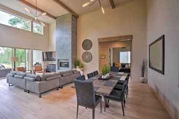 Mountain-base Lodge ~6 Miles to Downtown Bend