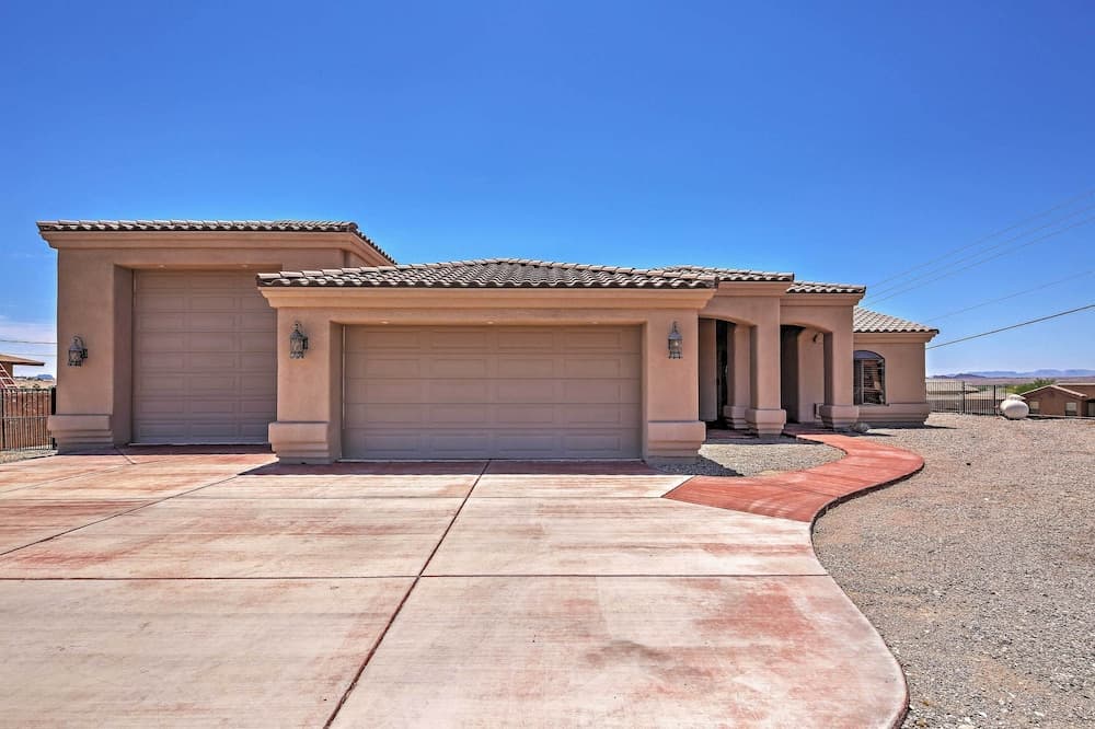 Private Pool: Mtn-view Lake Havasu City Retreat