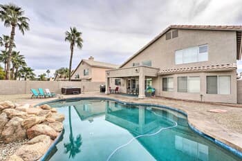 Gorgeous Glendale Getaway w/ Pool & Hot Tub!
