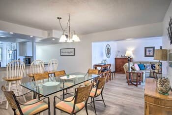 Sunny Cocoa Beach Condo: Balcony & Community Pool