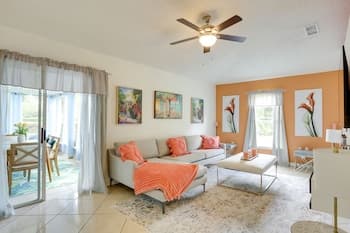 Pet-friendly Port St. Lucie Home w/ Fire Pit!