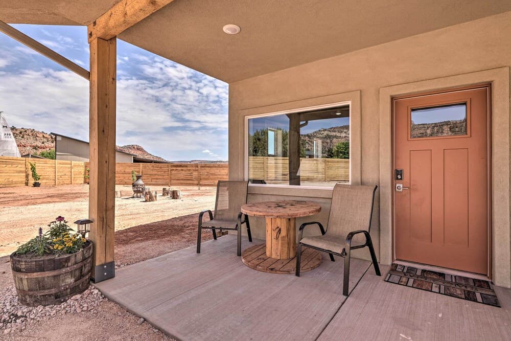 Quiet Kanab Home w/ Panoramic Views & Porch!