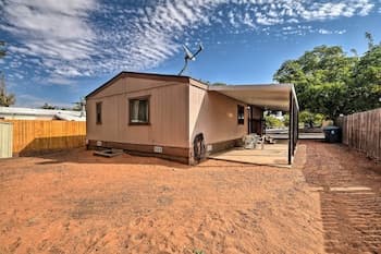3 Mi to Lake Powell: Page Home w/ Patio & BBQ
