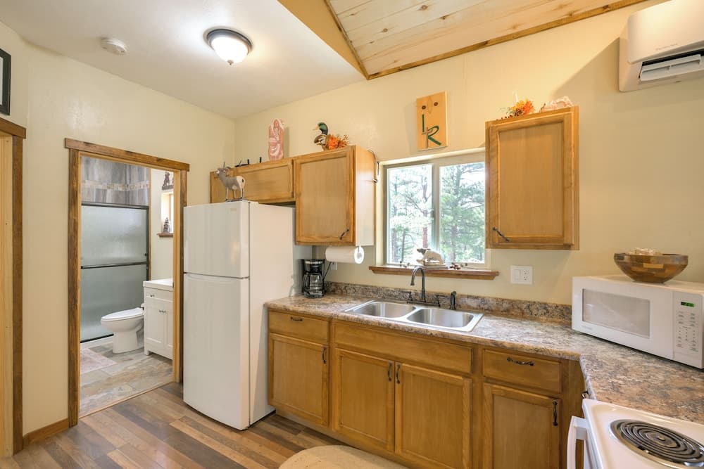 'cabin at the Little Ranch': Hiking On-site!