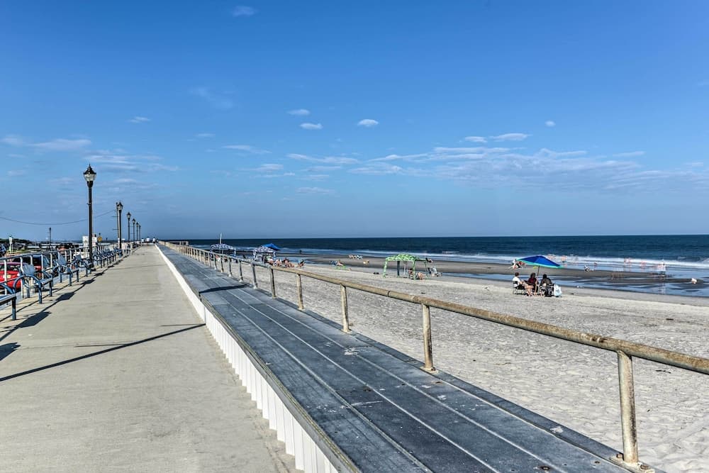 Bayfront Brigantine Escape w/ Porch & Bay Views!