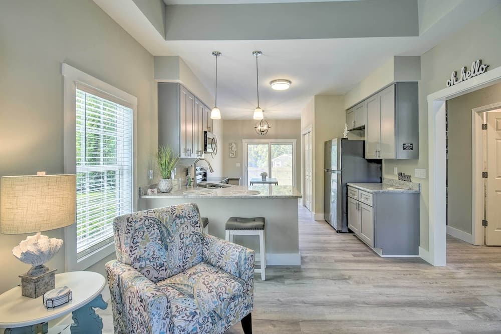 Inviting Home < 2 Mi to Ocean Isle Beach Pier