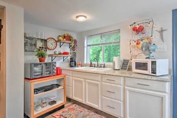 Van Goghs Villa 1 Mi to Hot Springs Nat'l Park!