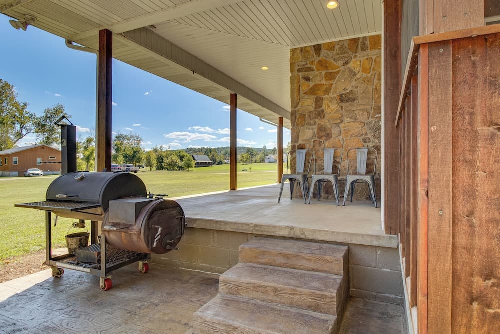 'troutfest' Riverfront Norfork Home, Great Fishing