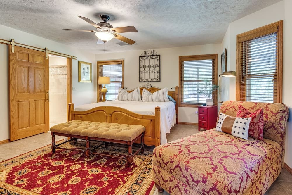 'troutfest' Riverfront Norfork Home, Great Fishing