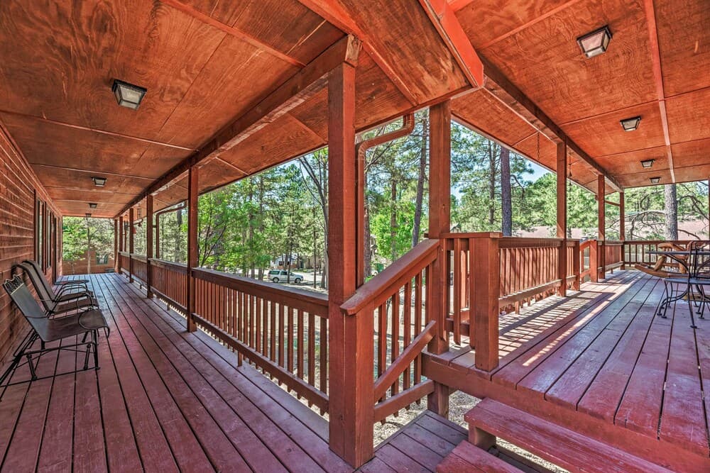 Wooded Ruidoso Hideaway w/ Deck: Ski, Hike & Golf!