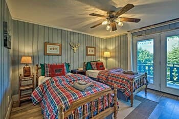 Beech Mountain Townhome Near Hiking & Ski Slopes!