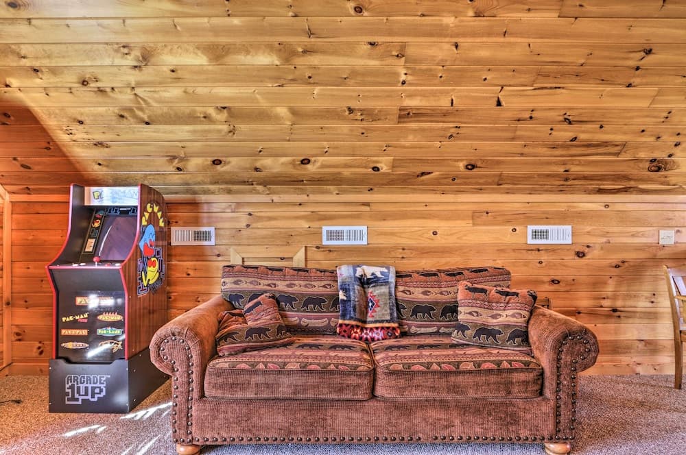 Douglas Lake Cabin w/ Boat Ramp & Water Access!