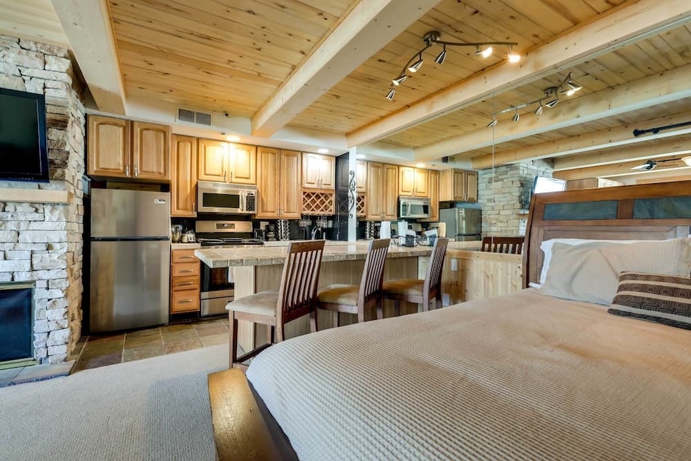 Ski-in/ski-out Studio in Aspen Snowmass Ski Resort