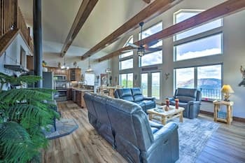 Cripple Creek Moutain Retreat: Hot Tub + Grill!