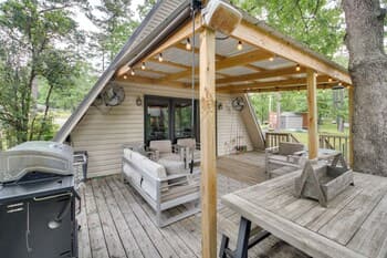 Lake Hamilton Cabin: Boating Getaway!