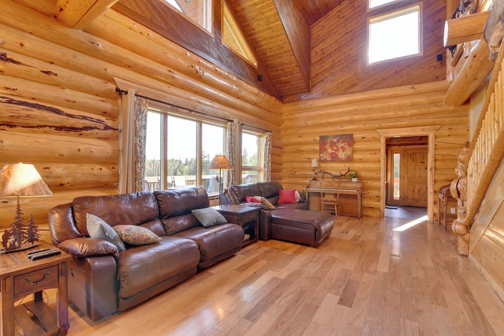 Legacy Mountain Lodge on 40-acre Ranch w/ Views!