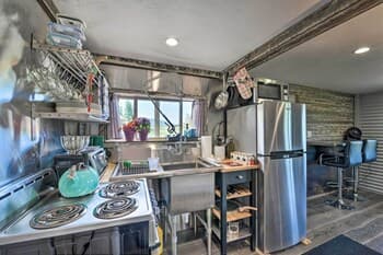 Quiet Cabin ~ 1 Mi to Snake River Fly Fishing