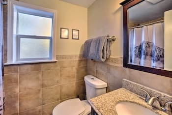 'mountain Haven' w/ Deck + Pikes Peak Views!