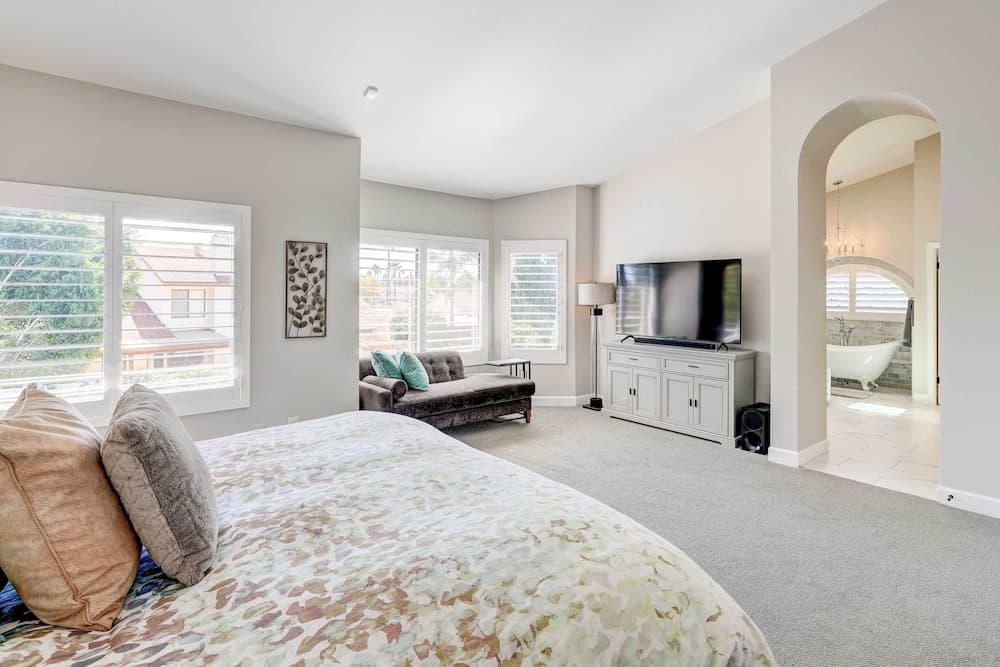 Sunny Scottsdale Home: Heated Pool & Patio