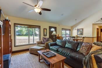 Tranquil Camdenton Vacation Home w/ Screened Porch