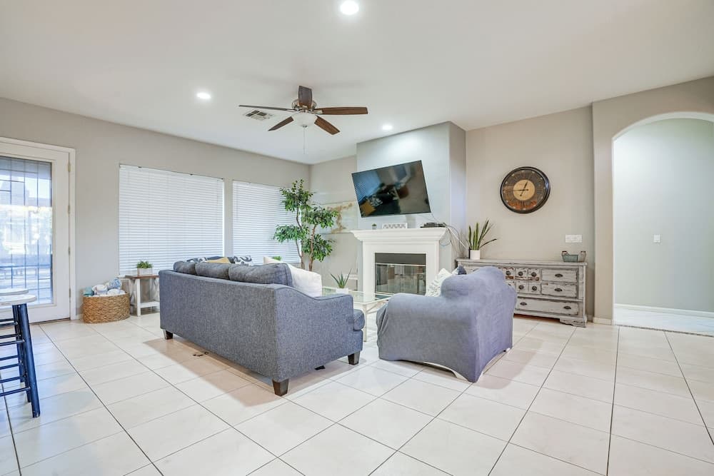 Group Getaway w/ Pool & Putting Green in Goodyear