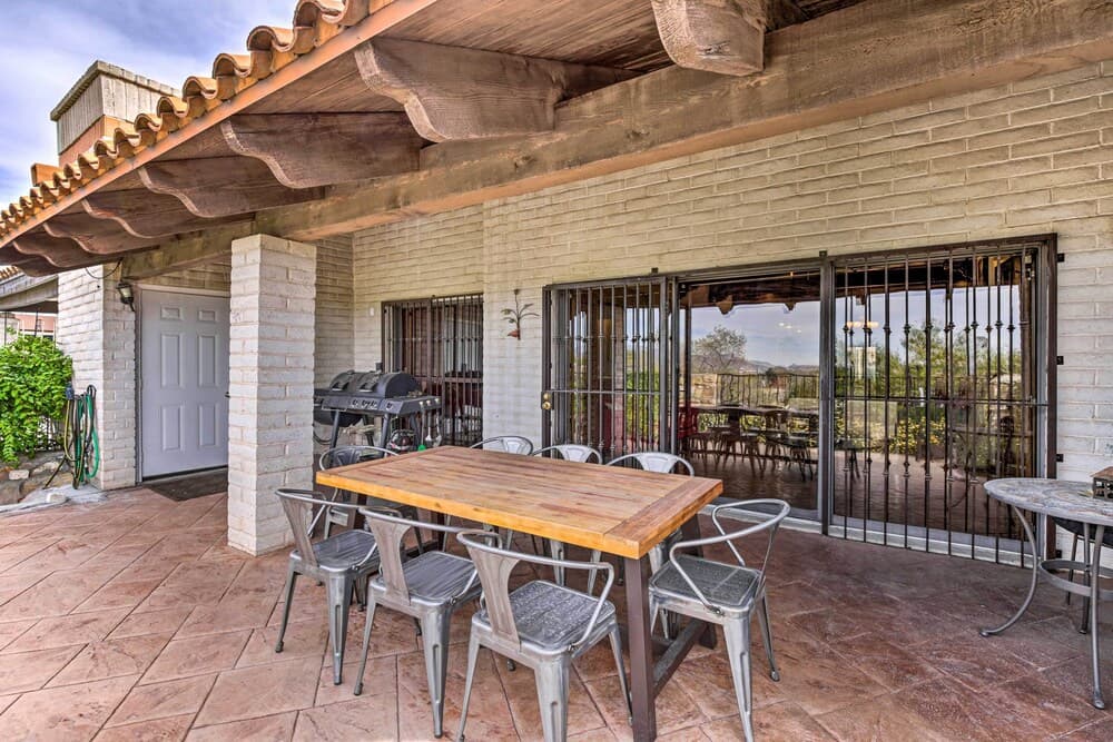 Elegant El Paso Condo ~ 10 Mi to Downtown!