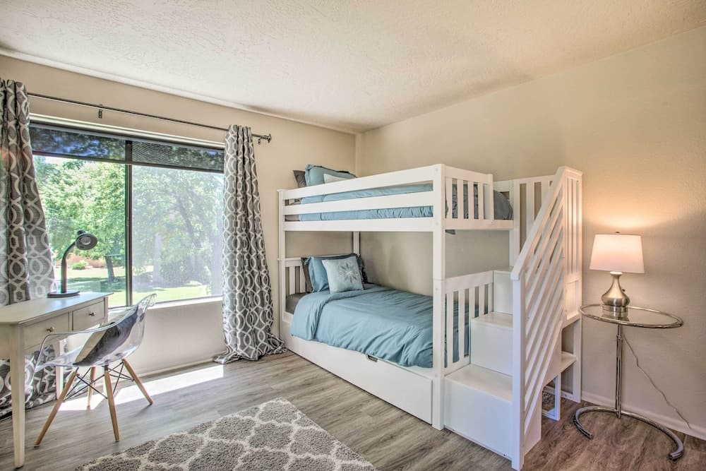 Bright Condo w/ Resort-style Amenities in Sedona!