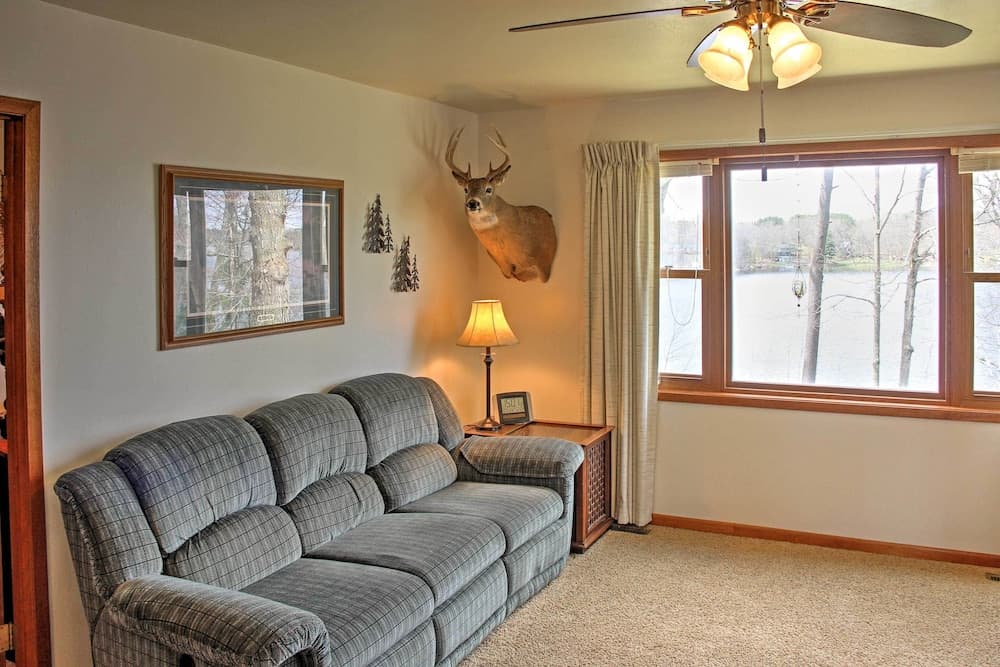 Cozy Balsam Lake Home: Deck, Private Dock + Kayaks