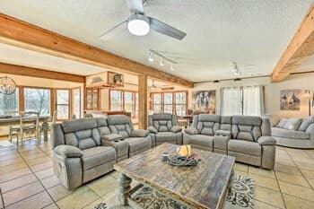 Hot Springs Vacation Rental on Lake Hamilton!