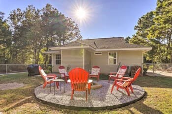 Cloud 9 On The Coast < 1 Mi to Beach: Pets Allowed