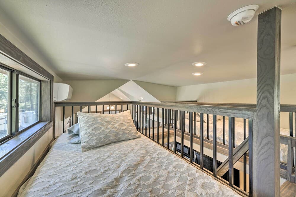 Roomy Pagosa Springs Tiny Cabin: 1 Mi to Downtown