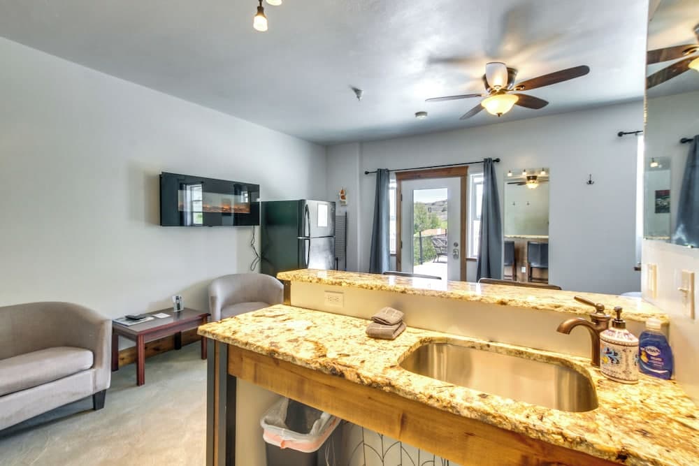 Central Lava Hot Springs Studio w/ Deck & Views!