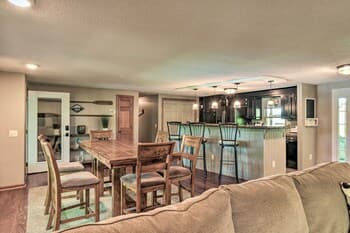 Idyllic Lake Norman Getaway < 2 Mi to Marina!