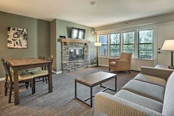 Condo w/ Resort Amenities, Near Mt Bachelor!