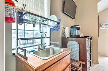 One-of-a-kind Lighthouse Studio w/ Bayou View