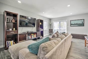 Long Branch Getaway: Grill, 1 Block to Beach!