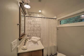 Large Mtn Cabin: Golf, Lake, Resort Amenity Access