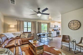 Dog-friendly Georgetown Home, Walk to Square!
