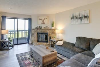 Cozy Gatlinburg Resort Condo w/ Pool Access!