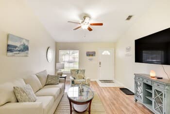 Palm Coast Vacation Rental - 8 Mi to Beach!