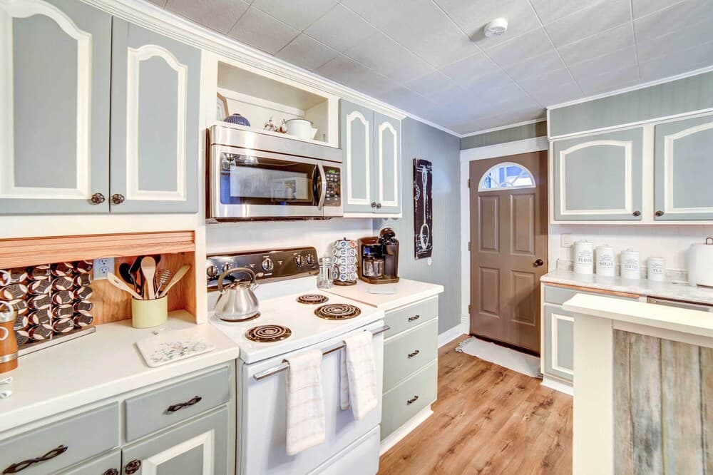 Charming Negaunee Home ~ 2 Mi to Teal Lake!