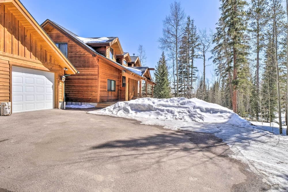 Rustic Mountain Sanctuary on 2 Acres w/ Deck!