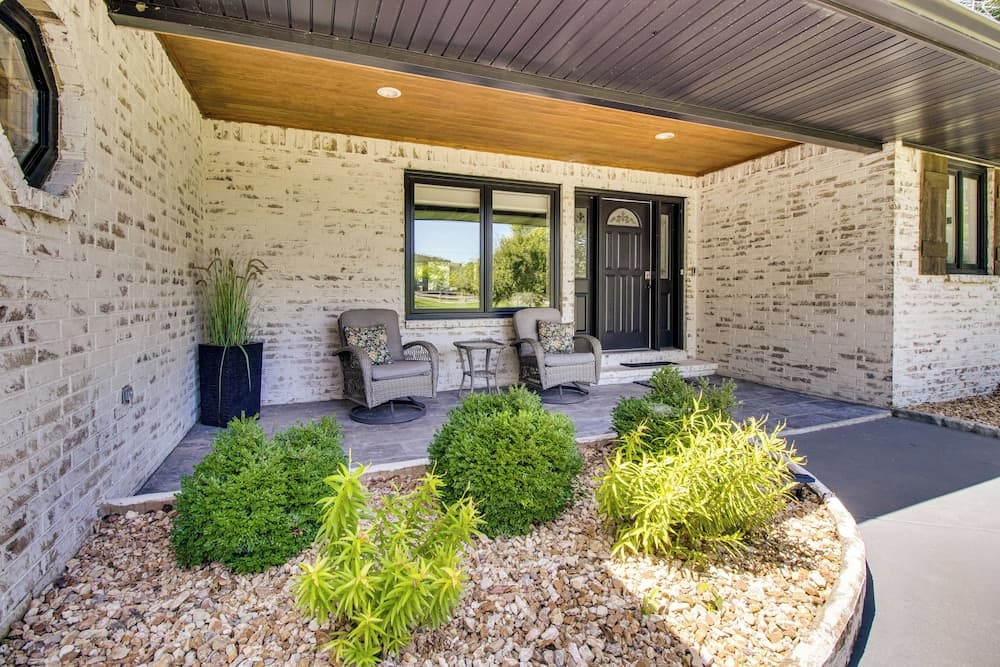 Cotter Home w/ Direct Access to White River!