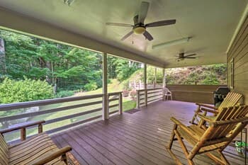 Luxe 'wolfe Creek Cabin' < 6 Mi to Waterfalls Park