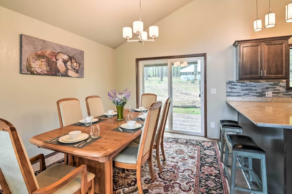 Flagstaff Home w/ Back Deck - 5 Mi to Downtown