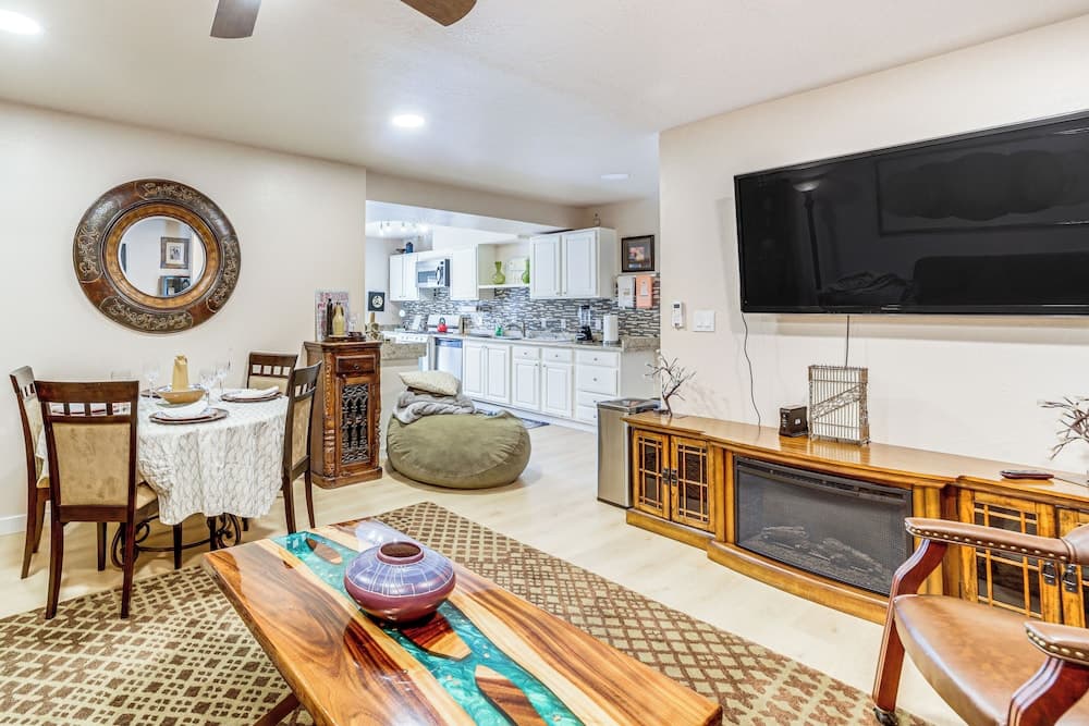 10 Mi to Dtwn: Pet-friendly Sedona Getaway!