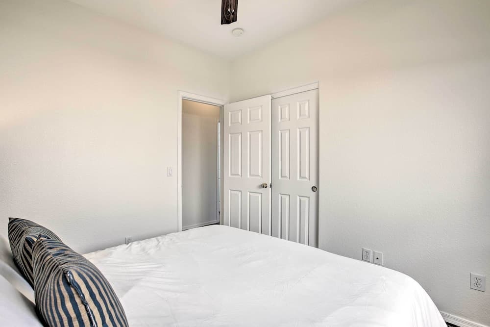 Litchfield Park Home w/ Private Patio & Yard!