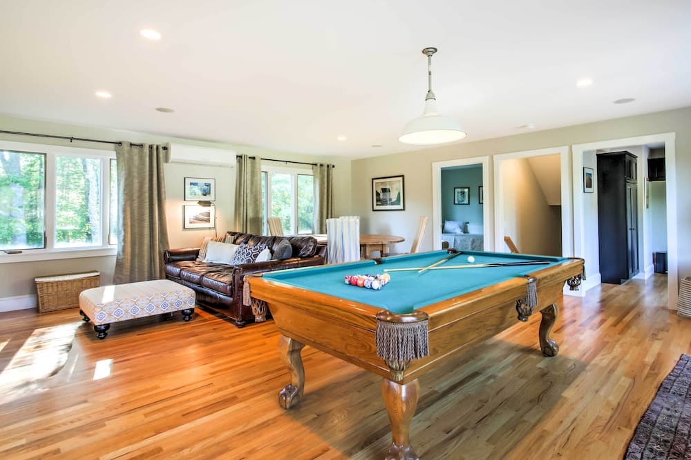 Large Kennebunk Home, Walk to Beach < 2 Mi to Town