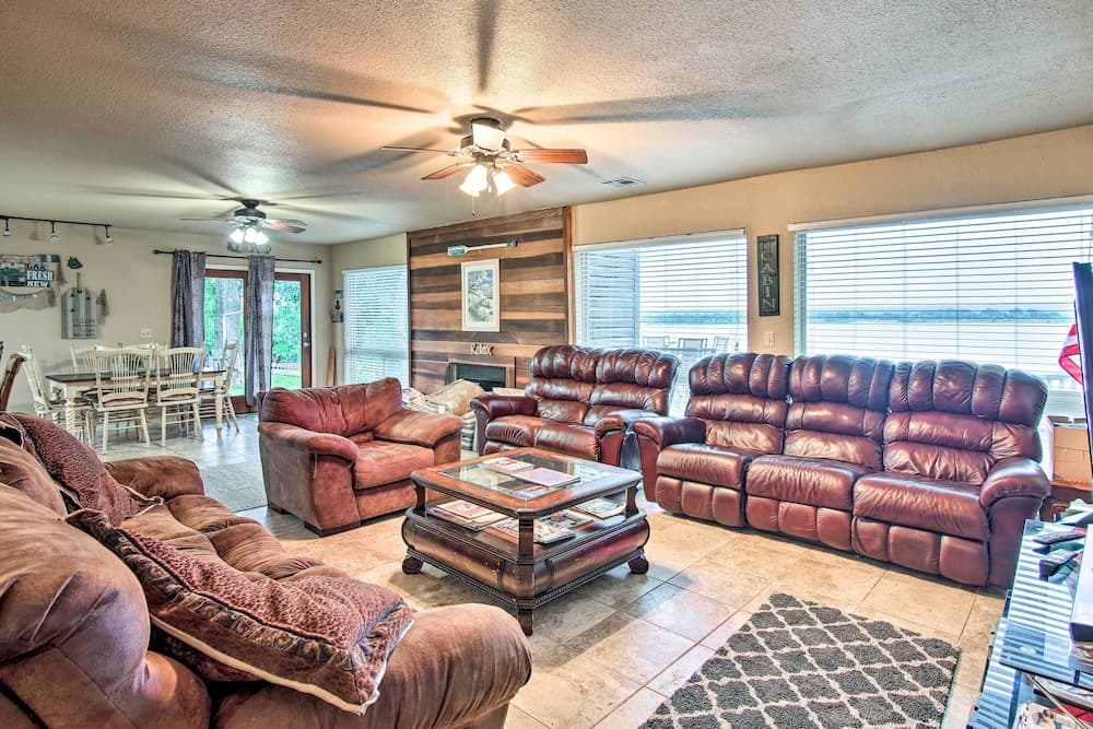 Lakefront Home w/ Private Beach Access!